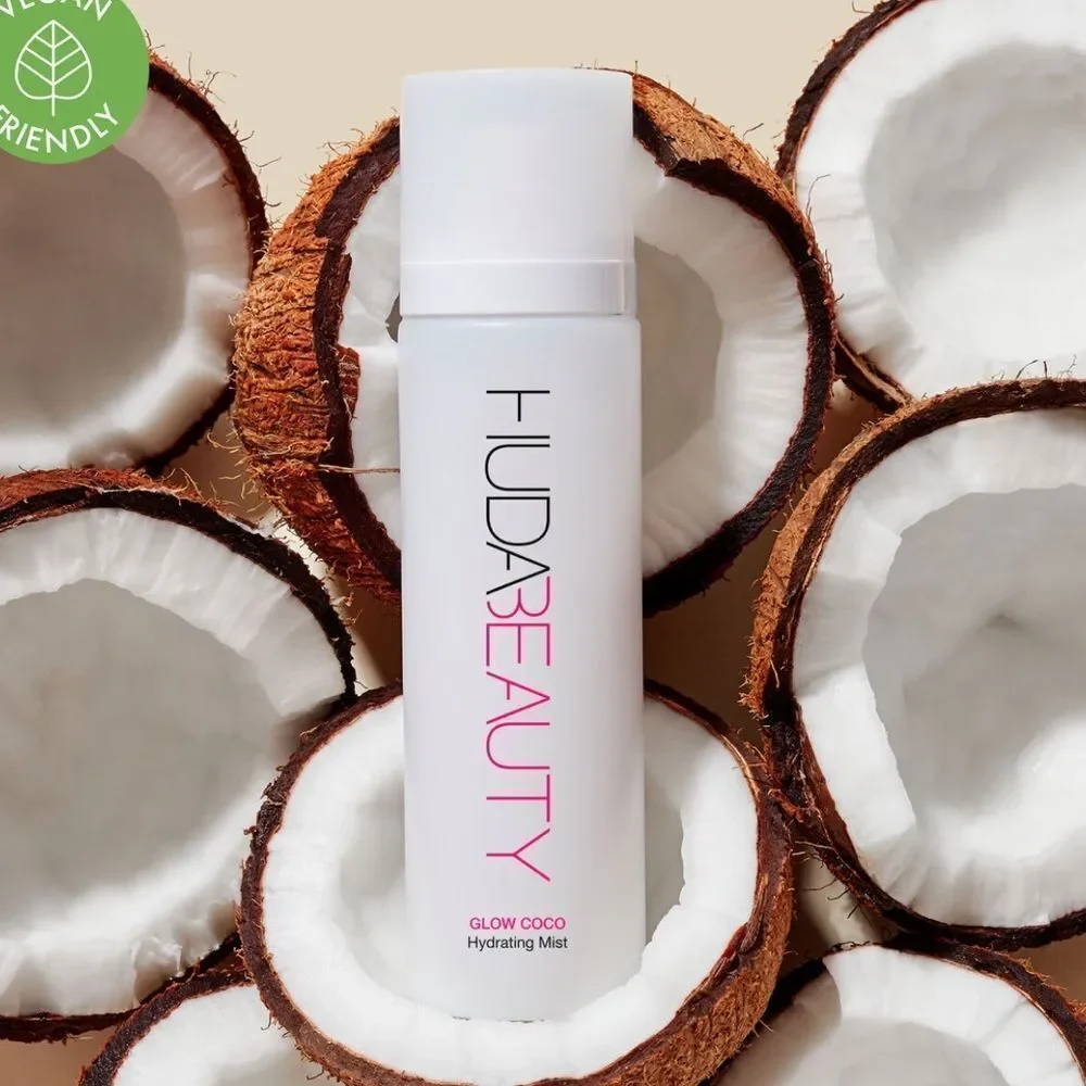 Huda Beauty Glow Coco Hydrating Mist 3 in 1 prime/set/refresh=glowy dewy finish